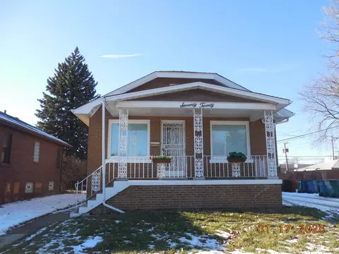 7020 Woodlawn Ave, Hammond, IN 46324