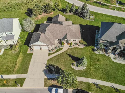 455 Jenna Dr, Munster, IN 46321 photo 4