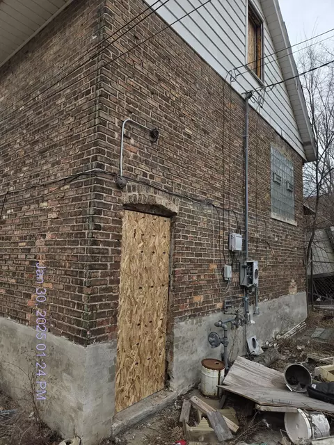 1137 Jackson St, Gary, IN 46407 photo 4