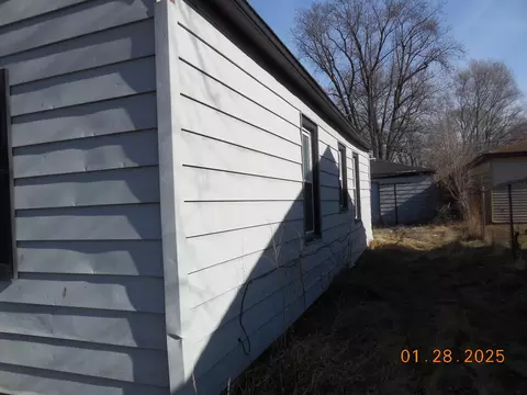 721 Mount St, Gary, IN 46406 photo 2