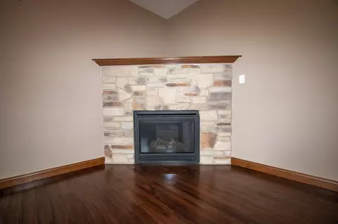 224 Cessna Dr, Burns Harbor, IN 46304 photo 12