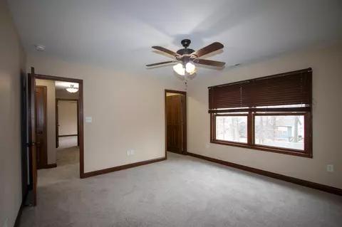 224 Cessna Dr, Burns Harbor, IN 46304 photo 30