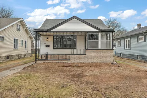 7114 Van Buren Ave, Hammond, IN 46324
