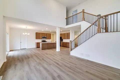 Living - 610 E 131st Pl, Crown Point, IN 46307 photo 2 of 4