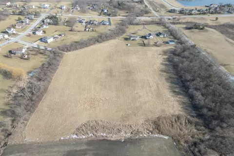 9900 Randolph St, Crown Point, IN 46307 photo 3