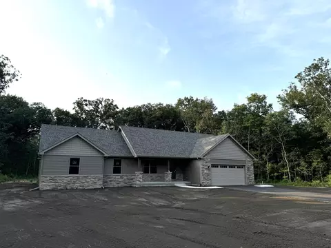 3590 Quail Run Dr, Wheatfield, IN 46392 photo 1
