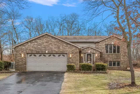 5305 E Chamberlain Ct, De Motte, IN 46310 photo 3
