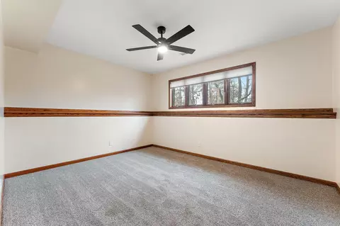 5305 E Chamberlain Ct, De Motte, IN 46310 photo 28