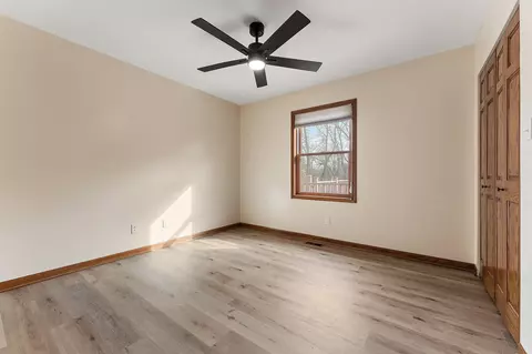 5305 E Chamberlain Ct, De Motte, IN 46310 photo 20