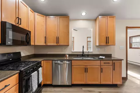 5305 E Chamberlain Ct, De Motte, IN 46310 photo 12