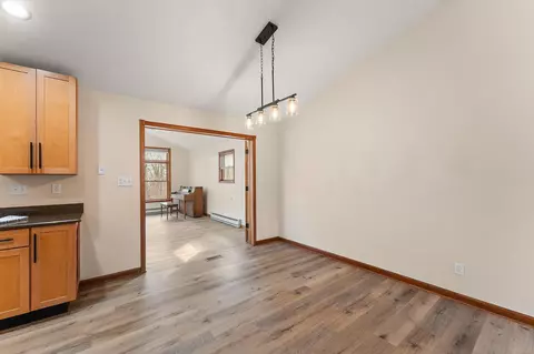 5305 E Chamberlain Ct, De Motte, IN 46310 photo 9