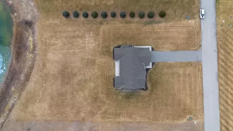 View/Area - 11281 Waters Edge Dr, Wheatfield, IN 46392 photo 2 of 12