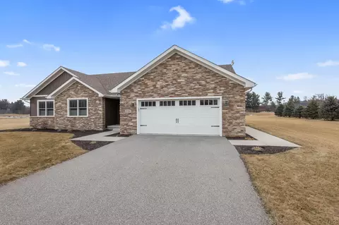 Exterior - 11281 Waters Edge Dr, Wheatfield, IN 46392 photo 5 of 19