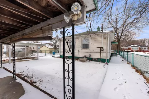 637 Tompkins St, Gary, IN 46406 photo 25