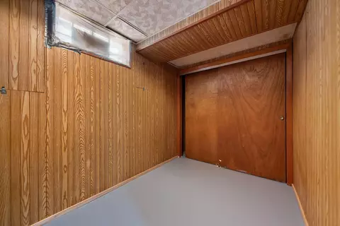 637 Tompkins St, Gary, IN 46406 photo 16