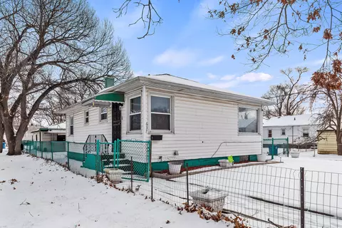637 Tompkins St, Gary, IN 46406 photo 3