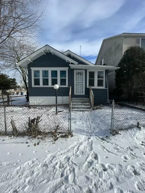 1201 Roosevelt Pl, Gary, IN 46404 photo 1