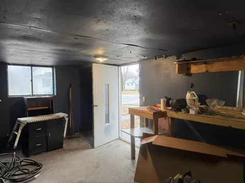 614 E Washington St, Morocco, IN 47963 photo 6