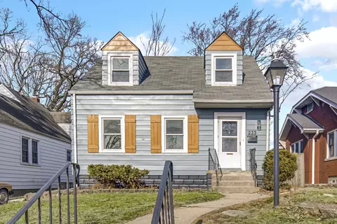 233 Fernwood St, Hammond, IN 46324