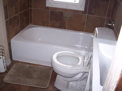 Bath - 432 Jefferson St, Gary, IN 46402 photo 2 of 2