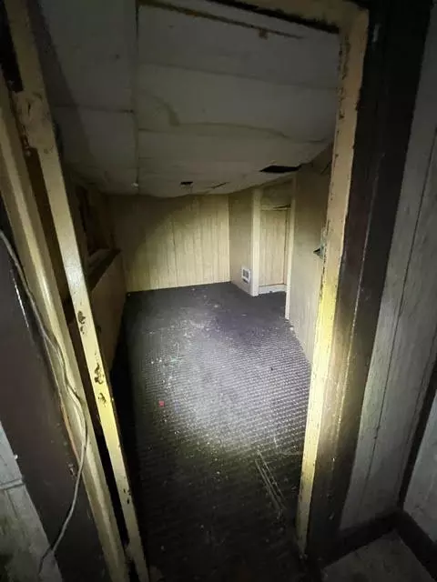 301 Pierce St, Gary, IN 46402 photo 5
