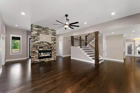 9560 Tall Grass Trl, Saint John, IN 46373 photo 9