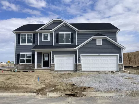 3858 Lookout Rd, Valparaiso, IN 46385