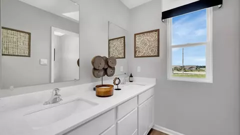 Bath - 10634 Whitney Pl, Crown Point, IN 46307 photo 2 of 2