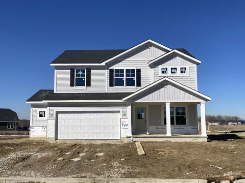 3984 Riverwood Rd, Valparaiso, IN 46385