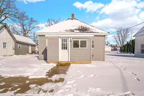426 E Vine St, Rensselaer, IN 47978