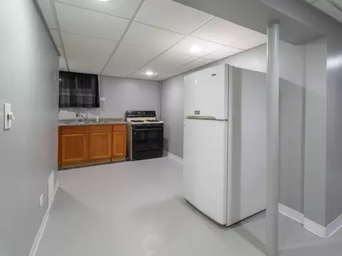 430 E Avenue H Ave, Griffith, IN 46319 photo 14