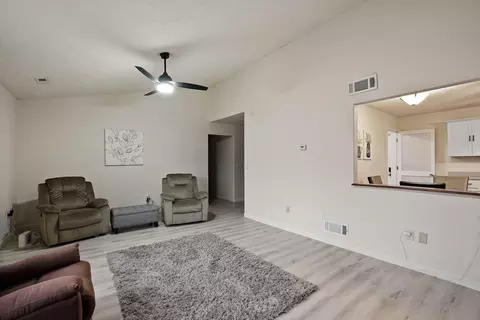 1701 Westfield Ct, Griffith, IN 46319 photo 5