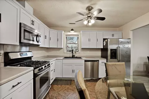 1701 Westfield Ct, Griffith, IN 46319 photo 7