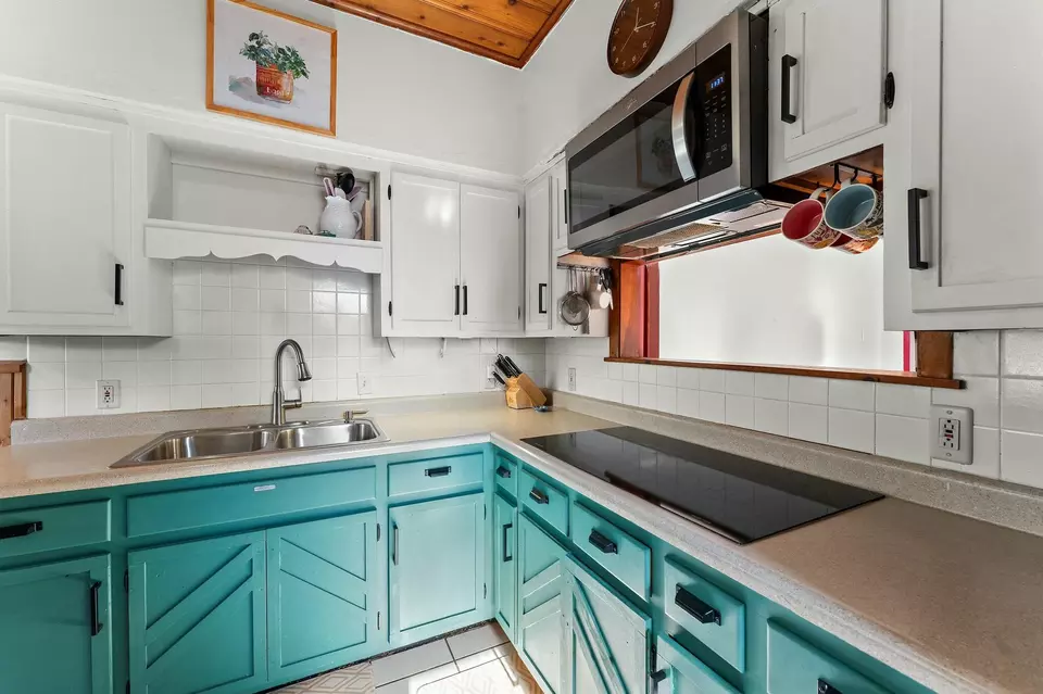 Kitchen - 148 N Kelly St, Hobart, IN 46342 photo 2 of 2