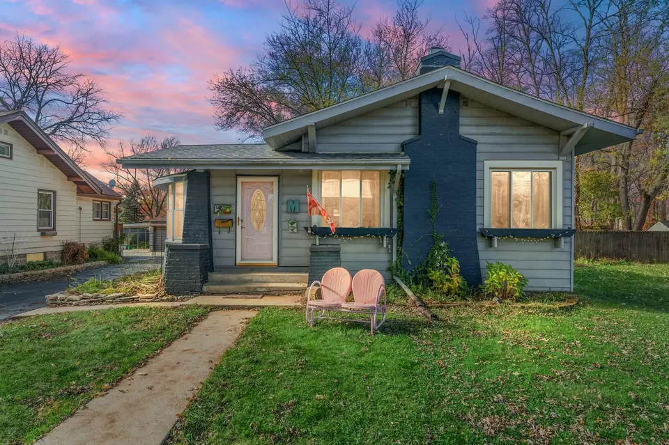 Exterior - 148 N Kelly St, Hobart, IN 46342 photo 1 of 11