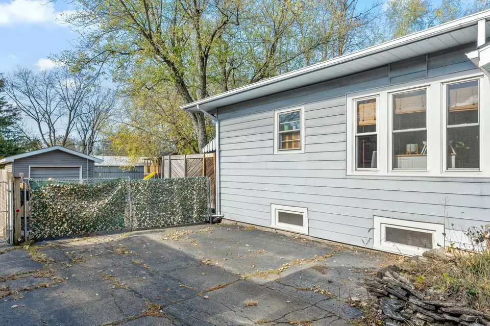 Exterior - 148 N Kelly St, Hobart, IN 46342 photo 4 of 11