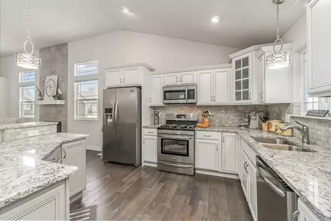 2417 Legend Cir, Chesterton, IN 46304 photo 10