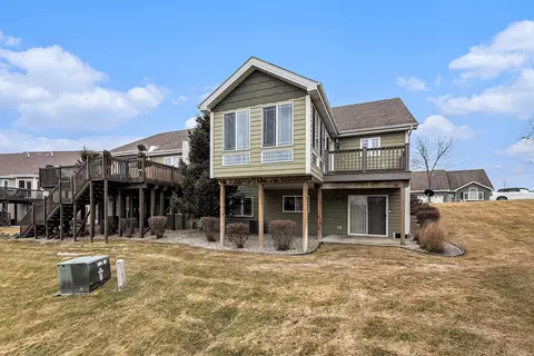 2417 Legend Cir, Chesterton, IN 46304 photo 3