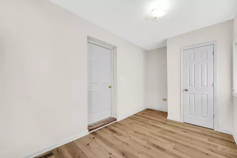 Entry Way - 721 Vermont St, Gary, IN 46402 photo 2 of 3