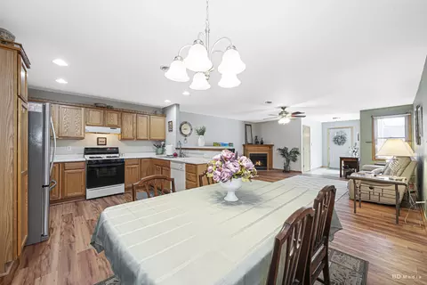 925 Cedar Dr, Crown Point, IN 46307 photo 8