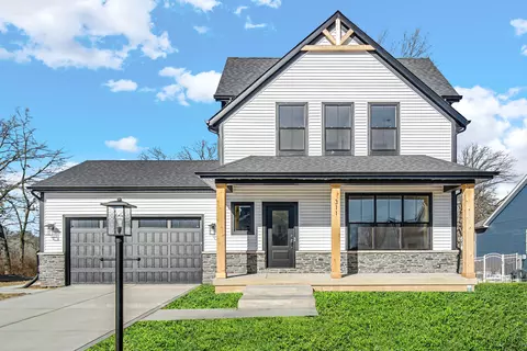 311 Holst Ln, Valparaiso, IN 46385 photo 1