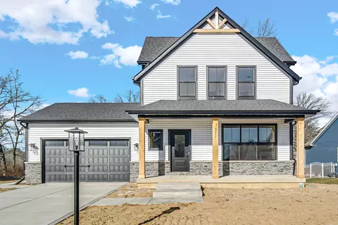 311 Holst Ln, Valparaiso, IN 46385 photo 2