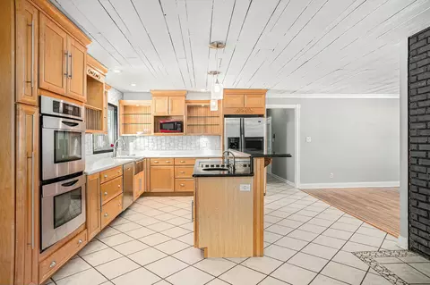 11660 Edison St, Crown Point, IN 46307 photo 6