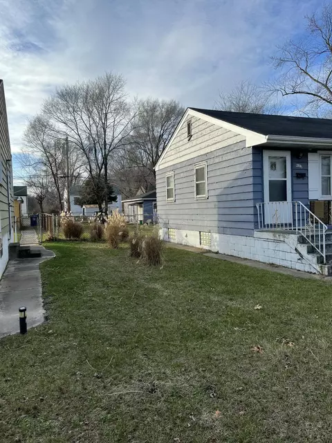 612 Hamlin St, Gary, IN 46406 photo 3