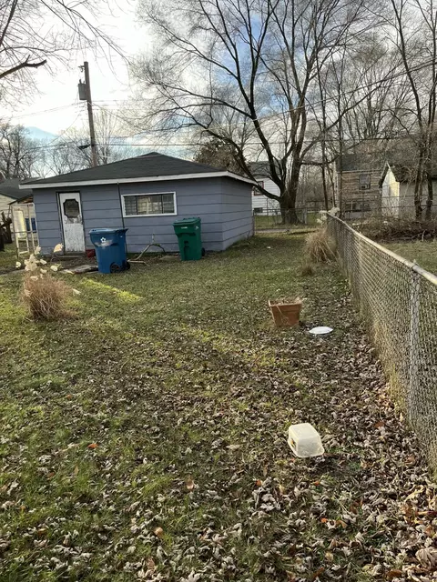 612 Hamlin St, Gary, IN 46406 photo 32