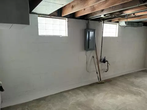 612 Hamlin St, Gary, IN 46406 photo 12