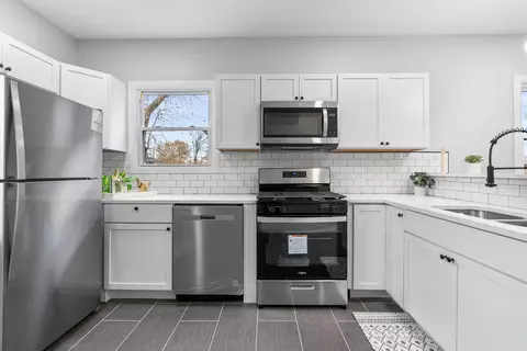 Kitchen - 618 Pierce St, Gary, IN 46402 photo 3 of 3