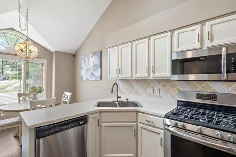 Kitchen - 647 E Brookside Dr, Crown Point, IN 46307 photo 2 of 5