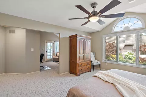 Bedroom - 647 E Brookside Dr, Crown Point, IN 46307 photo 3 of 6