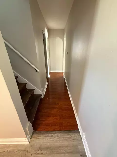 Entry Way - 512 W 49th Ave, Gary, IN 46408 photo 1 of 3